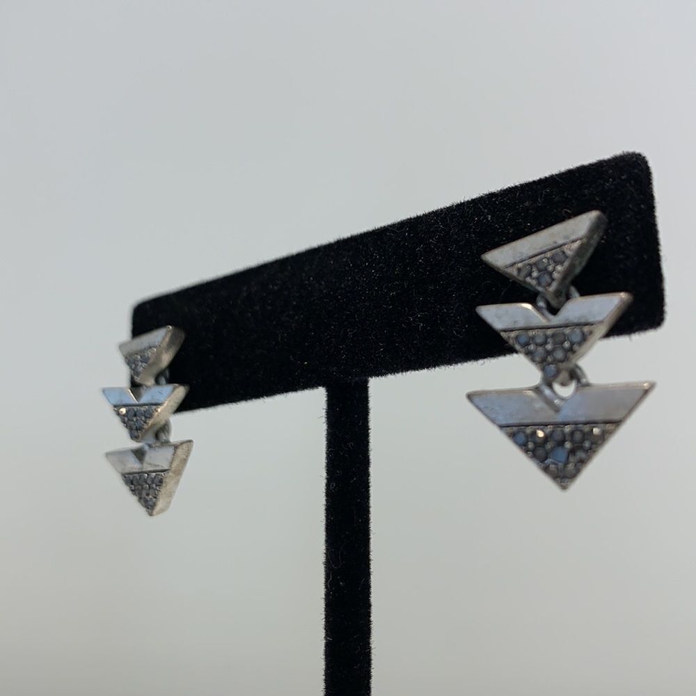 Gorgeous 3 tier‎ triangle studded earrings